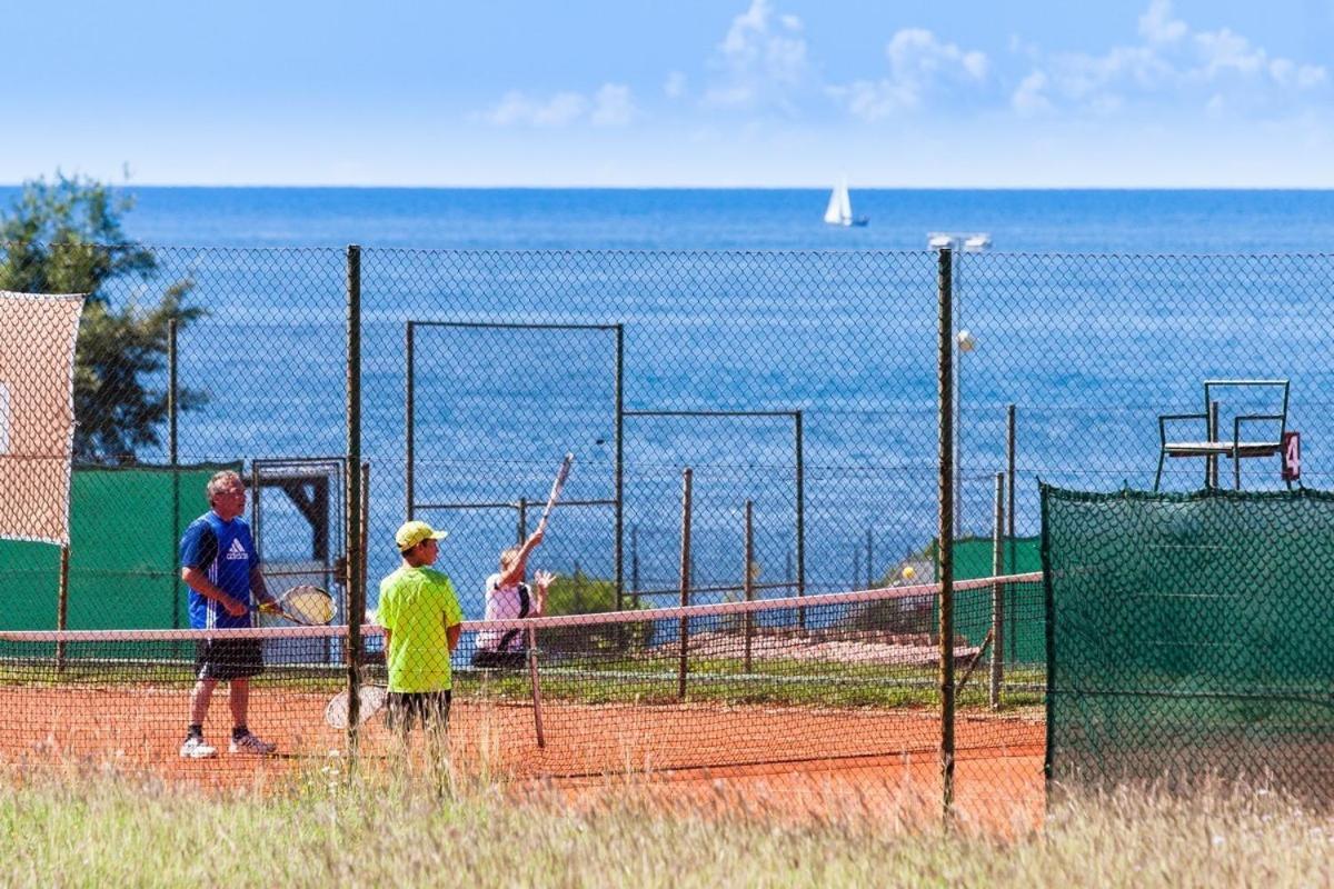 Adriamar Mobile Homes In Camping Park Umag Eksteriør bilde